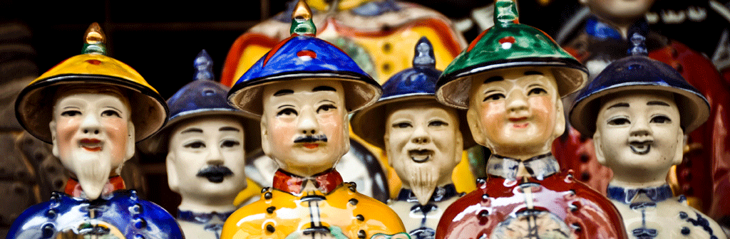 Porcelain souvenirs in Beijing